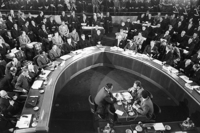 1954년 제네바회담 대표 이미지