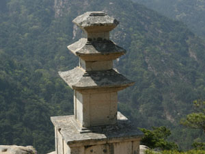 경주 남산 용장사곡 삼층석탑