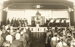 Inspection Tour of Female Teachers to Commemorate the Imperial Coronation (November 24th, 1928)