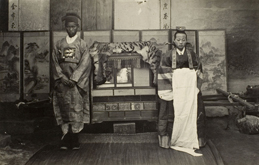 Garments and palanquin for a wedding ceremony, 1917