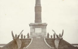 청일ㆍ러일 전쟁에 참전한 군함 마쓰시마(松島)와 순난 충혼(殉難忠魂) 기념비