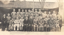 First anniversary of the Korean Youth Battlefield Mission Corps (Xian, November 11, 1940). First row from left: (unknown), (unknown), Jo Inje, Na Taeseop, Hwang Haksu, Song Hoseong, Jo Seonghwan, Shin Ikhui, Ko Heungryun, Kim Gwang. Second row from left: Han Hyeongseok, (unknown), (unknown), Hyeon I-pyeong. The farthest right is Na Wolhwan. Third row from left: Heo Gon, Oh Seonghaeng, Meng Zhaohe, Kim Haeseong. Fourth row from left: Yi Dosun, (unknown), Kim Dongsu