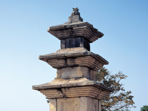 경주 고선사지 삼층석탑